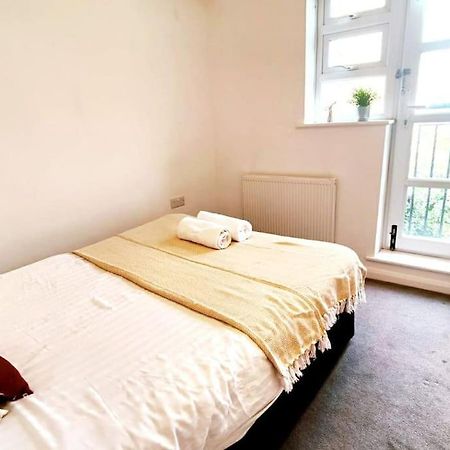 Aldgate Flats In E1. Daire Londra Dış mekan fotoğraf