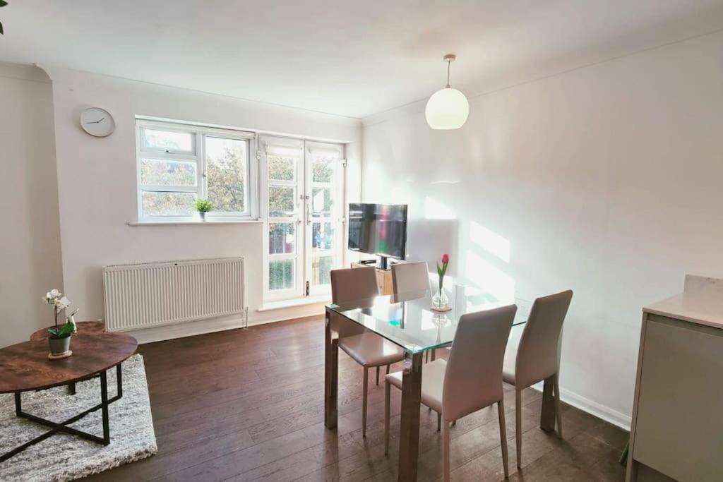 Aldgate Flats In E1. Daire Londra Dış mekan fotoğraf